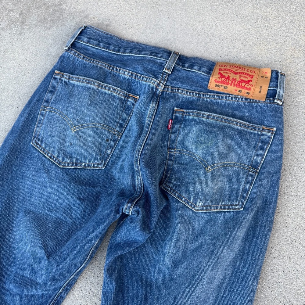 Levi's 501 93' Jeans Men's 32x30 Straight Leg Medium Wash Button Fly Cotton - Picture 10 of 11